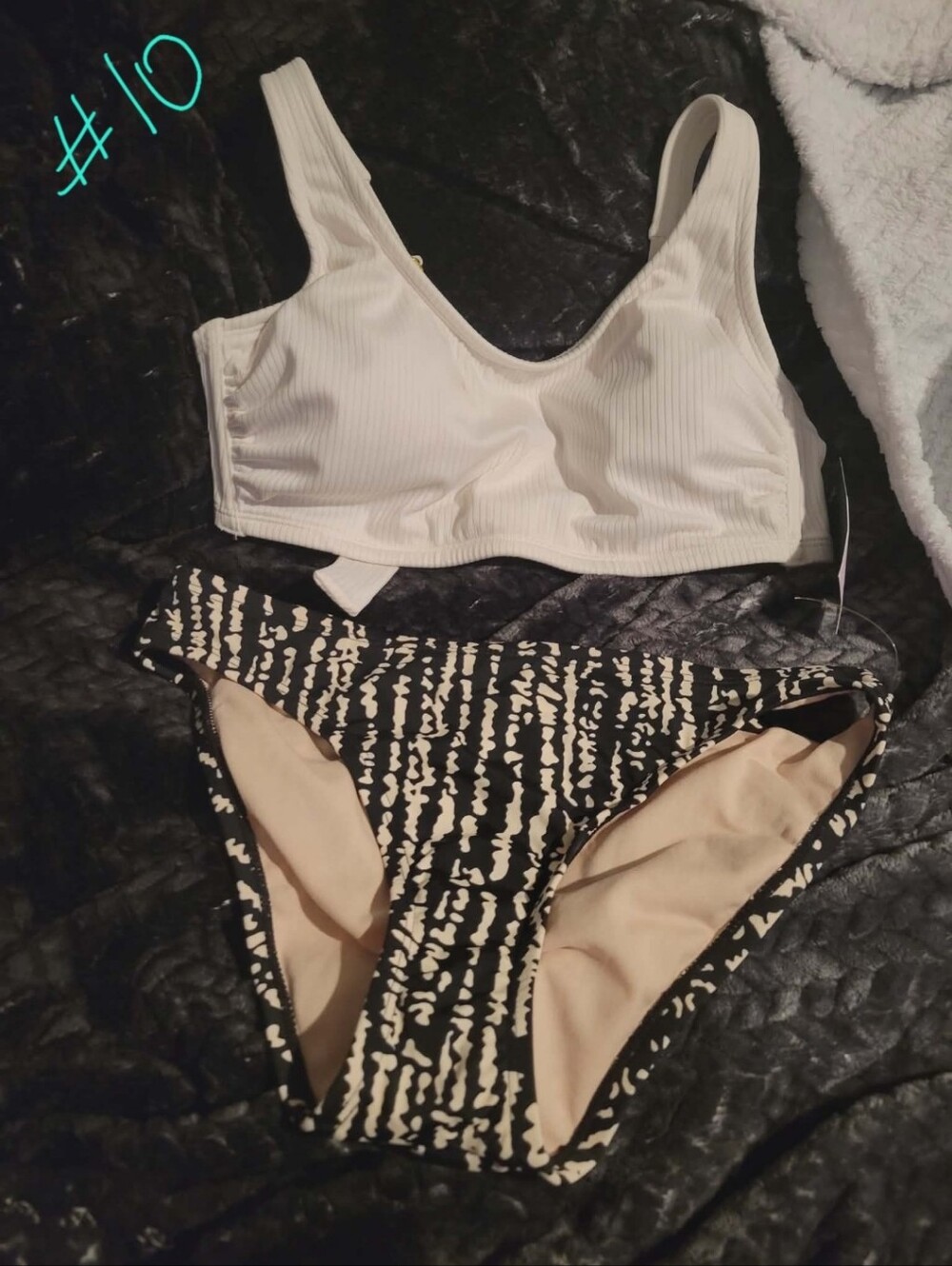 Kona Sol Bikini White And Black